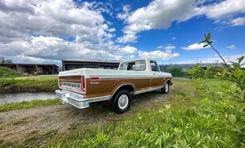 Ford F 150 1974 Gasoline Automatic Image 2