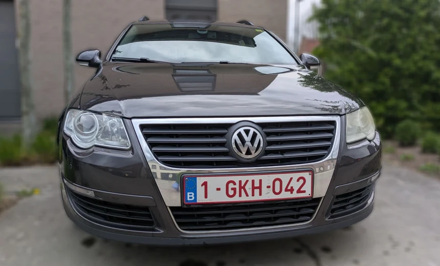Volkswagen Passat Variant 2010 Diesel Manual Image 4