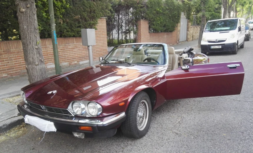 Jaguar XJS 1989 Gasoline Automatic Image 4