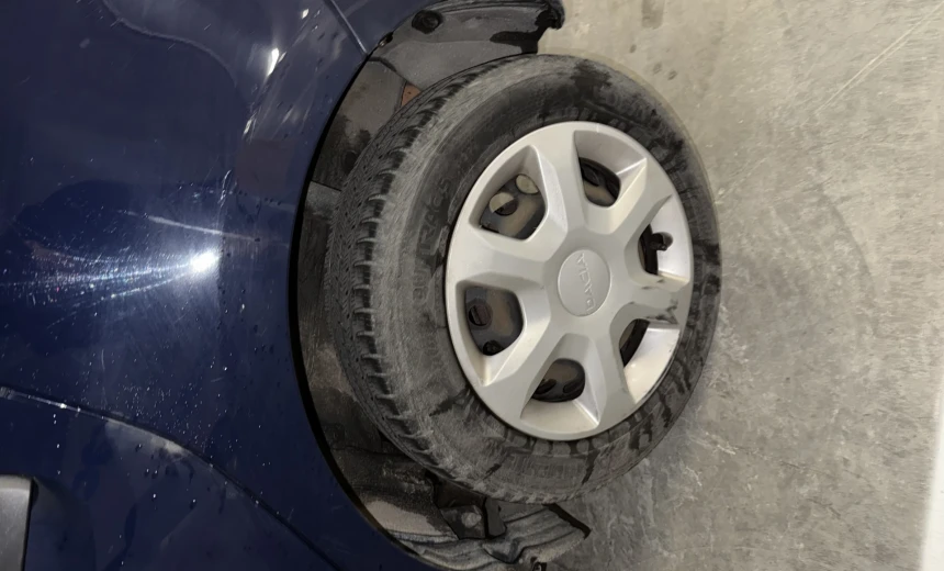 Dacia Sandero 2015 Diesel Manual Image 4