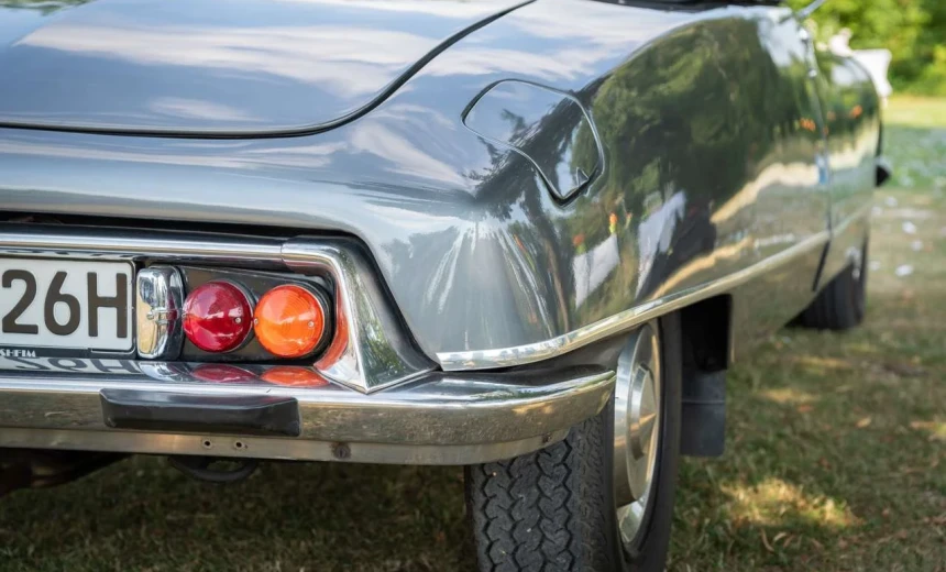 Citroen DS 1972 Gasoline Manual Image 2