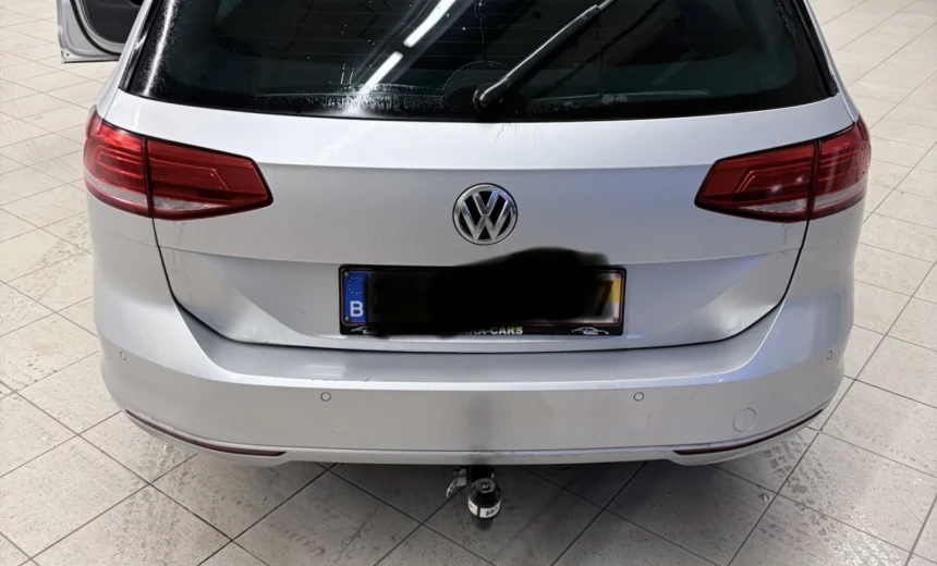 Volkswagen Passat Variant 2018 Diesel Automatic Image 6
