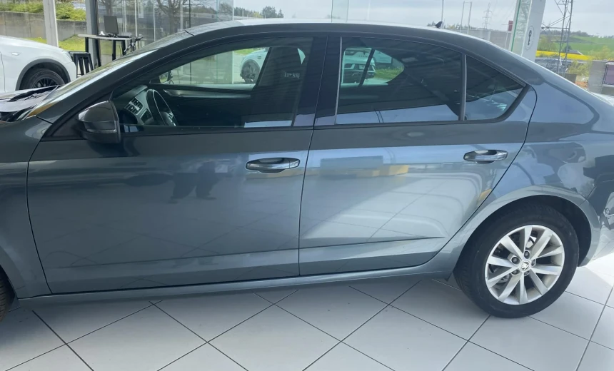 Skoda Octavia 2018 Diesel Automatic Image 5