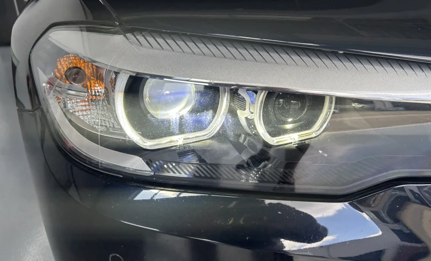 BMW 530 2018 Hybrid Electric/Gasoline Automatic Image 7