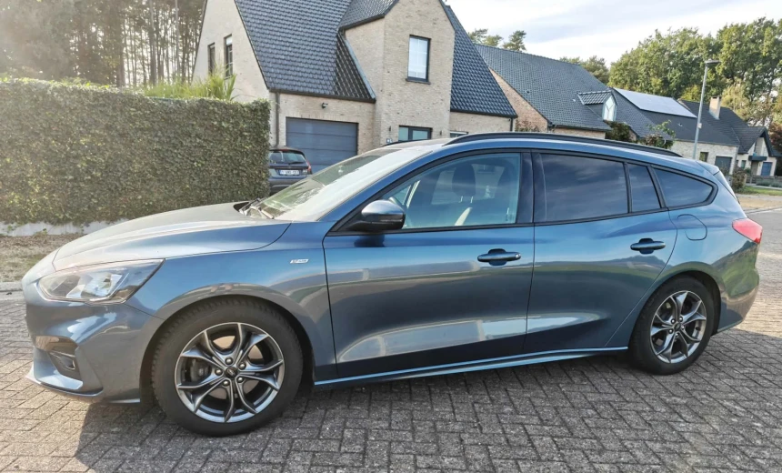 Ford Focus 2020 Hybrid Electric/Gasoline Manual Image 4