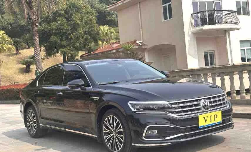 Volkswagen Phaeton 2021 Gasoline Automatic Image 2