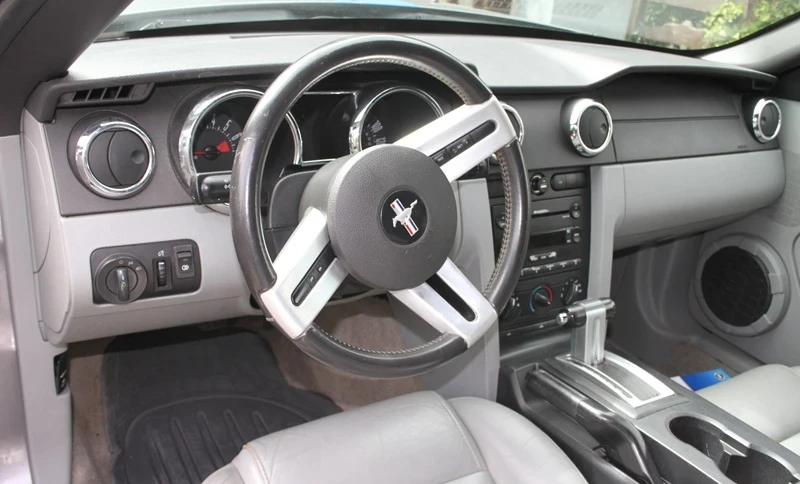 Ford Mustang 2006 Gasoline Automatic Image 6