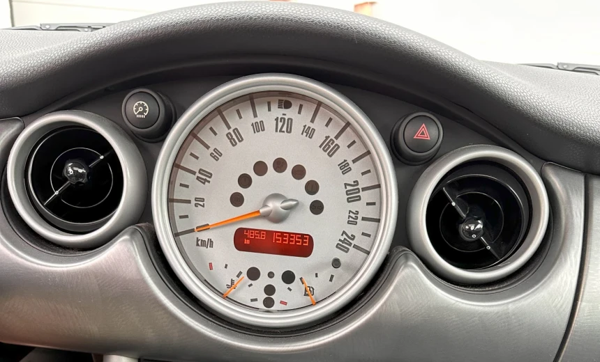 MINI One 2002 Gasoline Manual Image 7