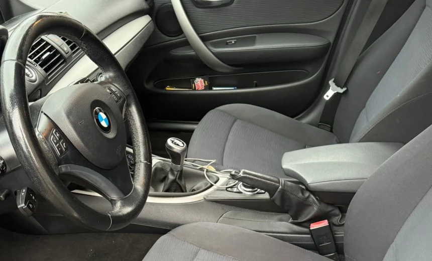 BMW 116 2010 Gasoline Manual Image 2