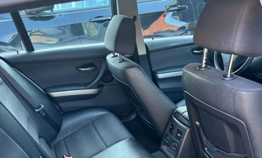 BMW 325 2008 Gasoline Automatic Image 5