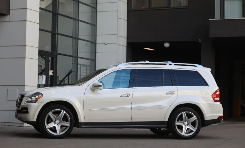 Mercedes-Benz GL 450 2012 Gasoline Automatic Image 2