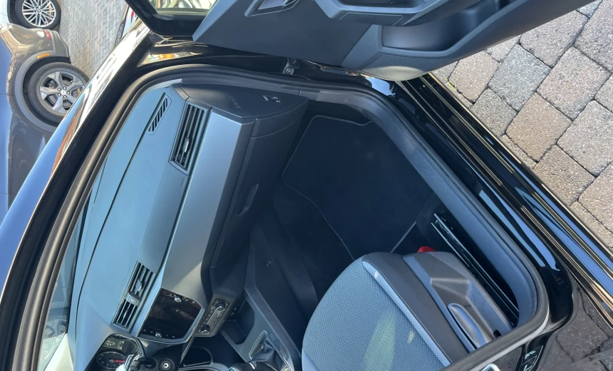 SEAT Ibiza 2018 Gasoline Manual Image 6