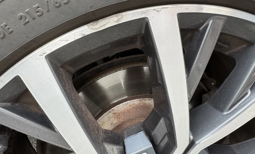 Volkswagen Tiguan 2016 Gasoline Automatic Image 8