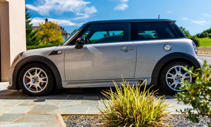 MINI Cooper D 2013 Diesel Automatic Image 3