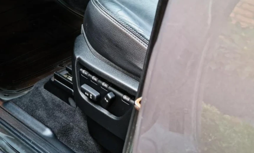 Land Rover Freelander 2012 Diesel Automatic Image 12