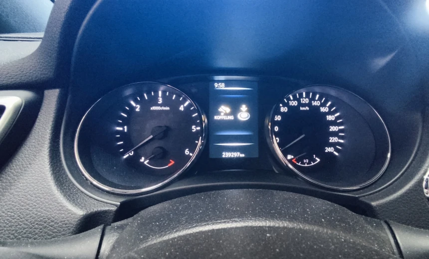 Nissan Qashqai 2017 Diesel Manual Image 1