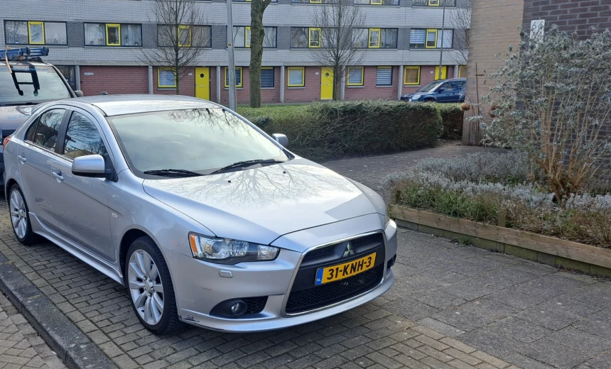 Mitsubishi Lancer 2010 Gasoline Manual Image 3