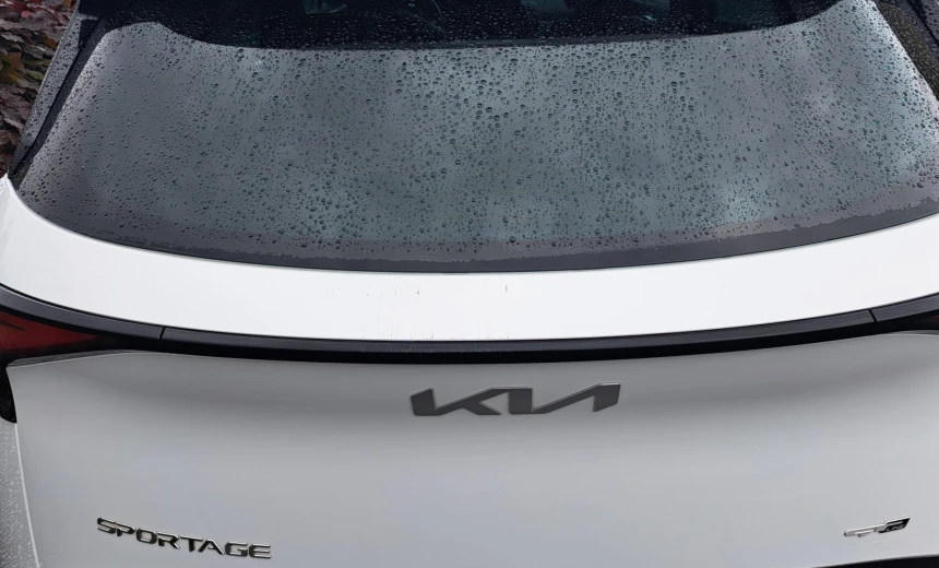 Kia Sportage 2022 Hybrid Electric/Gasoline Automatic Image 18