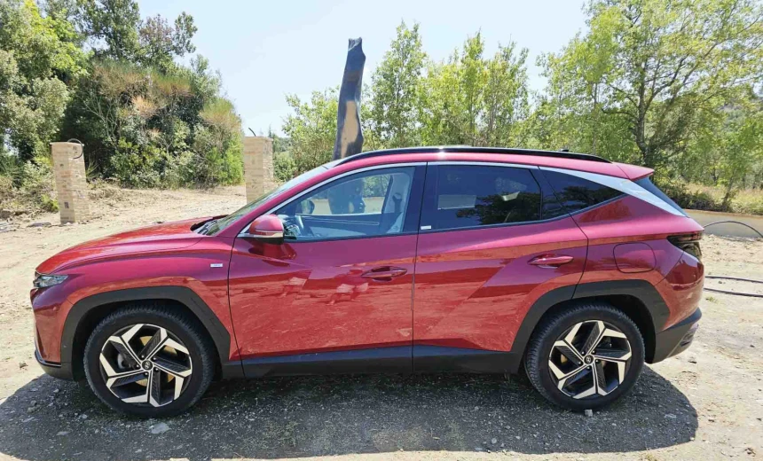 Hyundai Tucson 2021 Hybrid Electric/Gasoline Automatic Image 3
