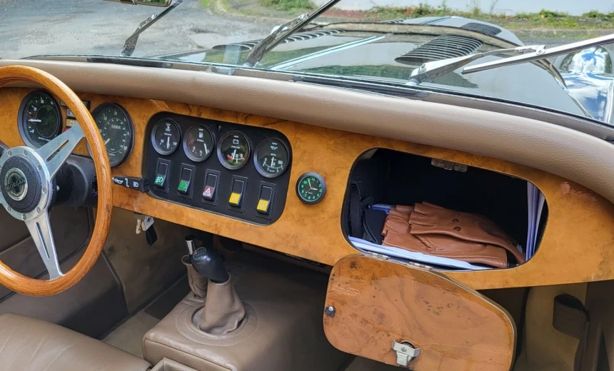 Morgan Plus 4 1989 Gasoline Manual Image 7
