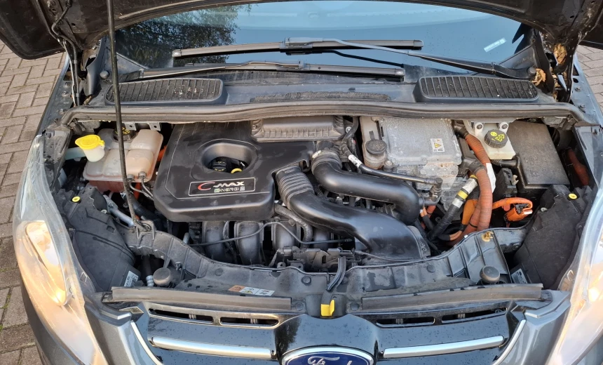 Ford C-Max 2015 Hybrid Electric/Gasoline Automatic Image 12