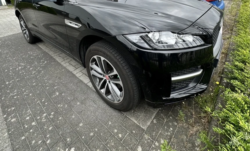 Jaguar F-Pace 2019 Diesel Automatic Image 4