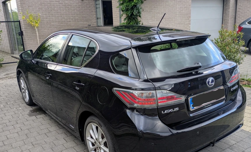 Lexus CT 200h 2011 Hybrid Electric/Gasoline Automatic Image 9