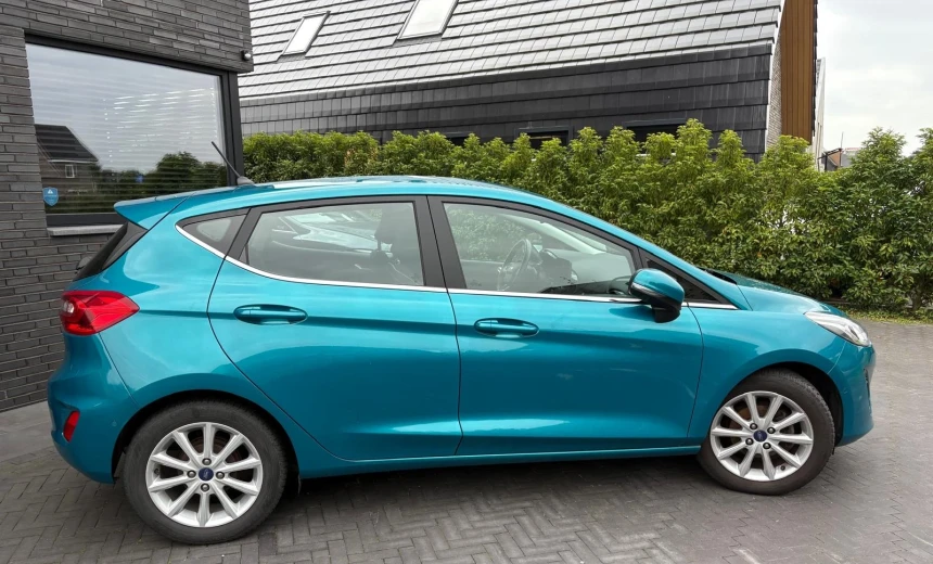 Ford Fiesta 2018 Gasoline Manual Image 3