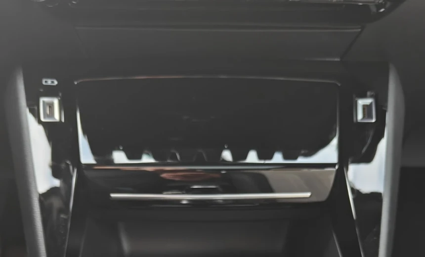 Peugeot e-2008 2021 Electric Automatic Image 9