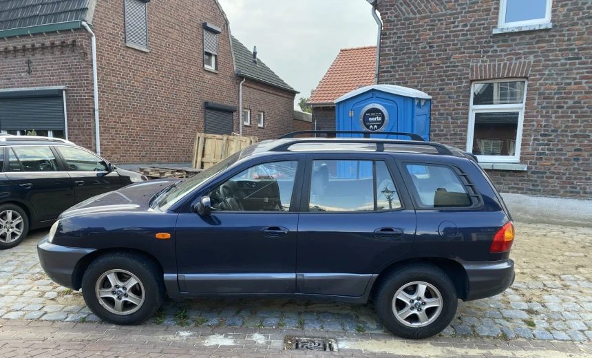 Volkswagen Golf Cabriolet 1998 Gasoline Manual Image 3