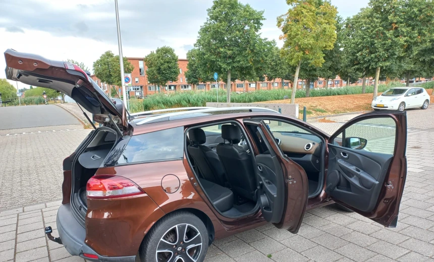 Renault Clio 2015 Diesel Manual Image 9