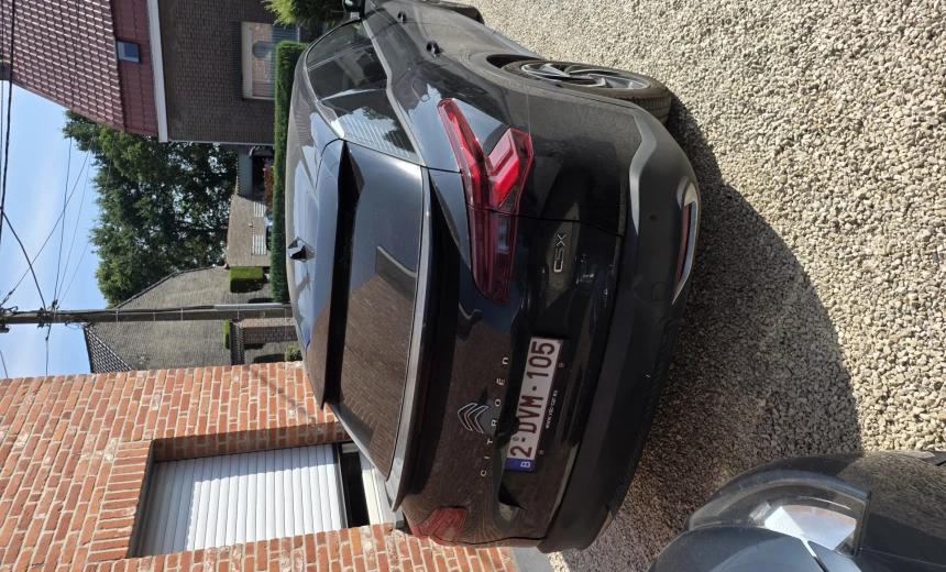 Citroen C5 X 2022 Hybrid Electric/Gasoline Automatic Image 2