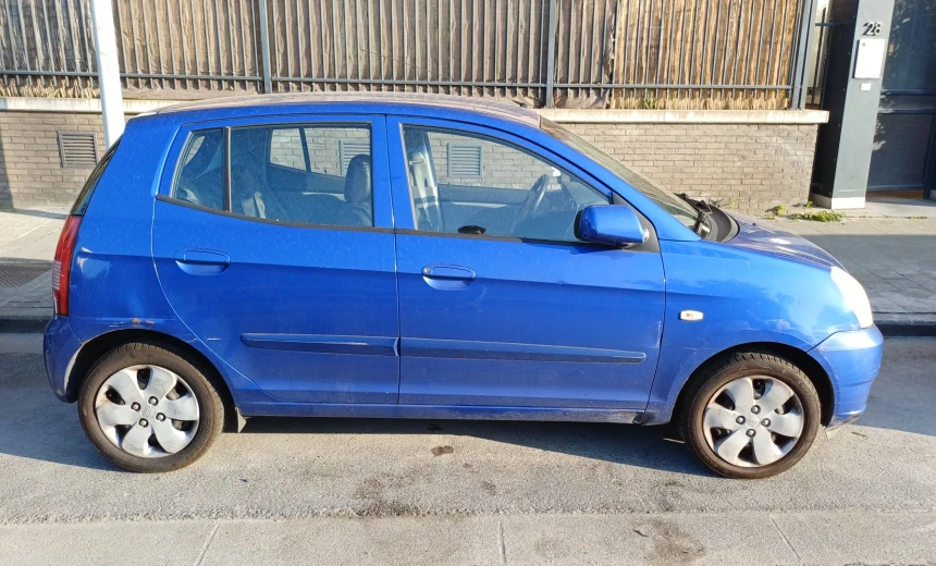 Kia Picanto 2005 Gasoline Manual Image 4