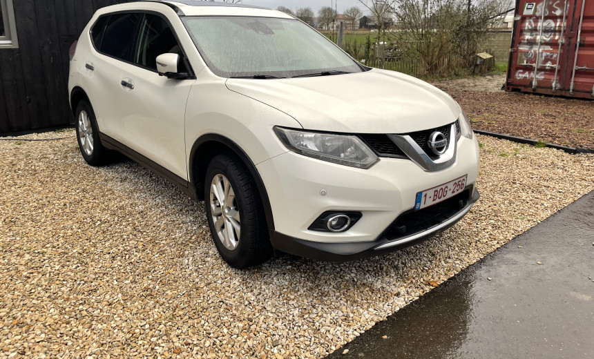 Nissan X-Trail 2015 Diesel Automatic Image 1