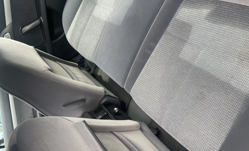 Peugeot 407 2006 Gasoline Manual Image 7