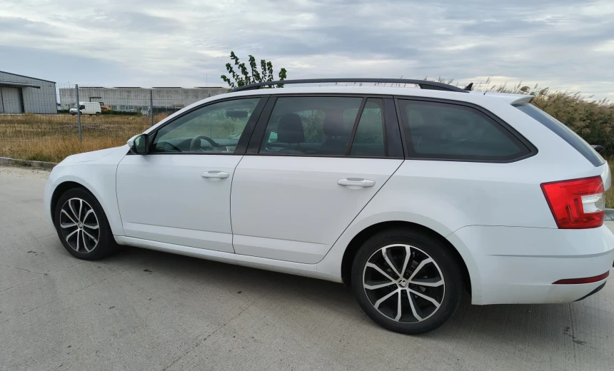 Skoda Octavia 2019 Diesel Automatic Image 1