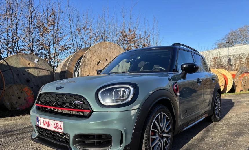 MINI John Cooper Works Countryman 2023 Gasoline Automatic Image 9