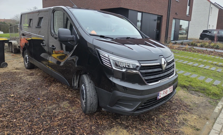 Renault Trafic 2024 Diesel Manual Image 2