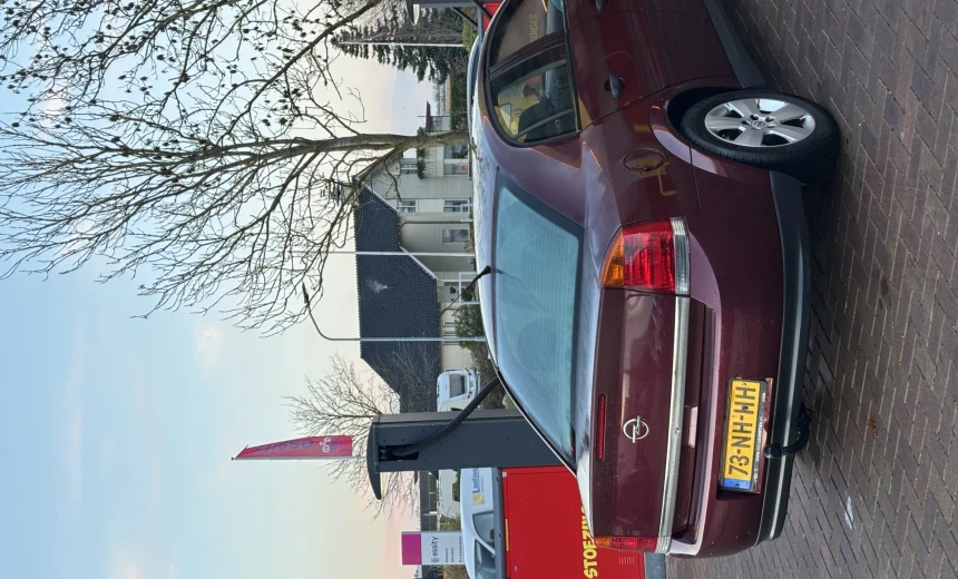 Opel Vectra 2003 Gasoline Manual Image 3