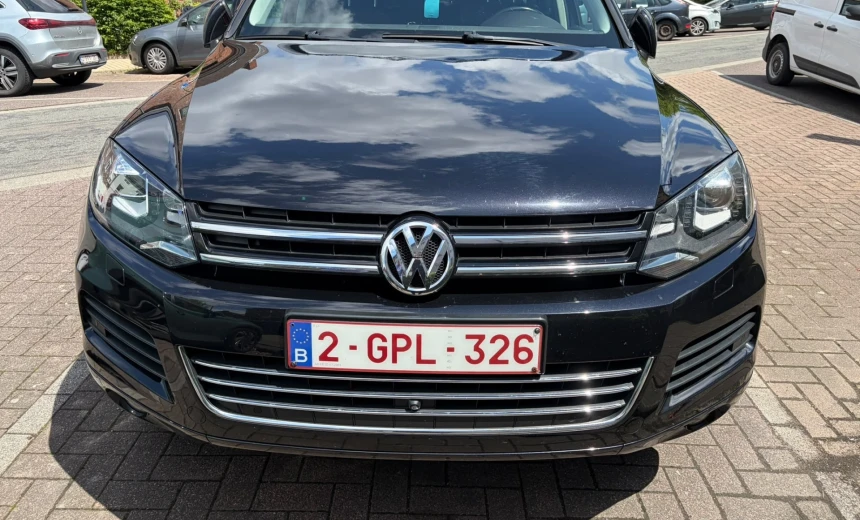 Volkswagen Touareg 2012 Diesel Automatic Image 0