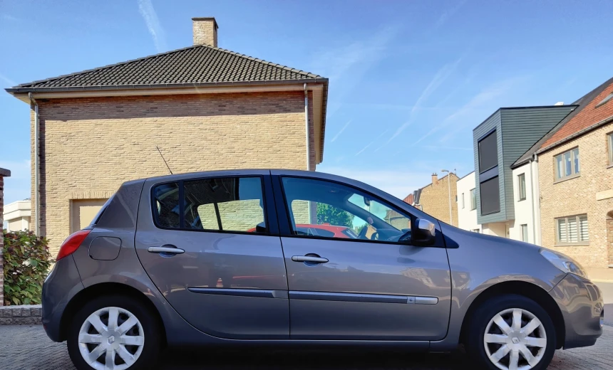 Renault Clio 2014 Gasoline Manual Image 5