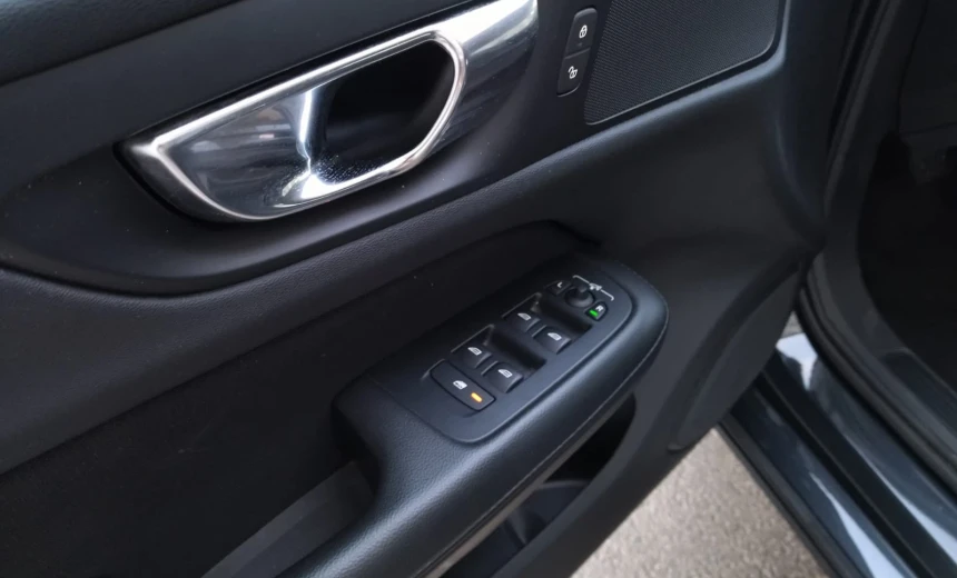 Volvo V60 2020 Diesel Manual Image 7