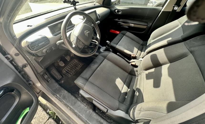 Citroen C4 Cactus 2016 Gasoline Manual Image 5