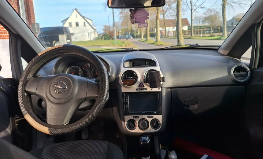 Opel Corsa 2009 Gasoline Manual Image 6