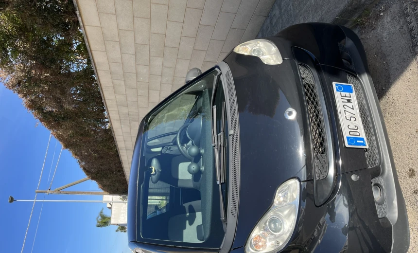 smart forTwo 2007 Gasoline Automatic Image 0