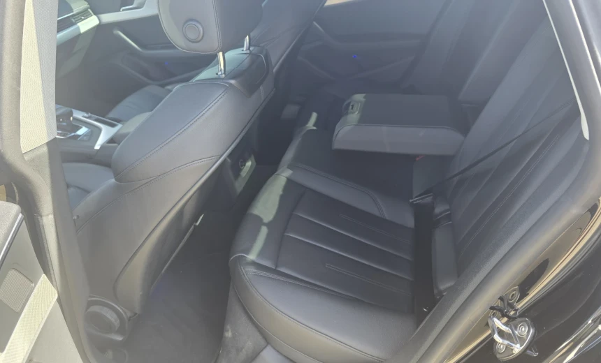 Audi A5 2019 Hybrid Electric/Gasoline Automatic Image 5