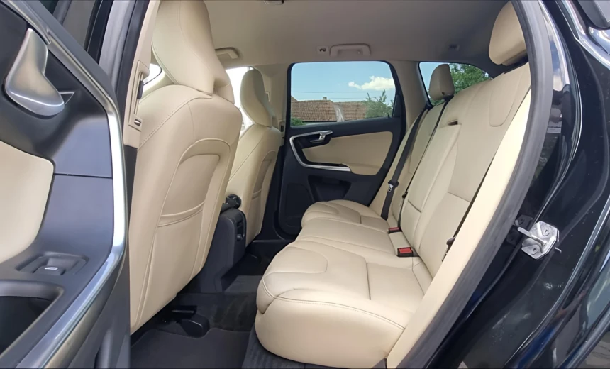 Volvo XC60 2014 Diesel Automatic Image 11