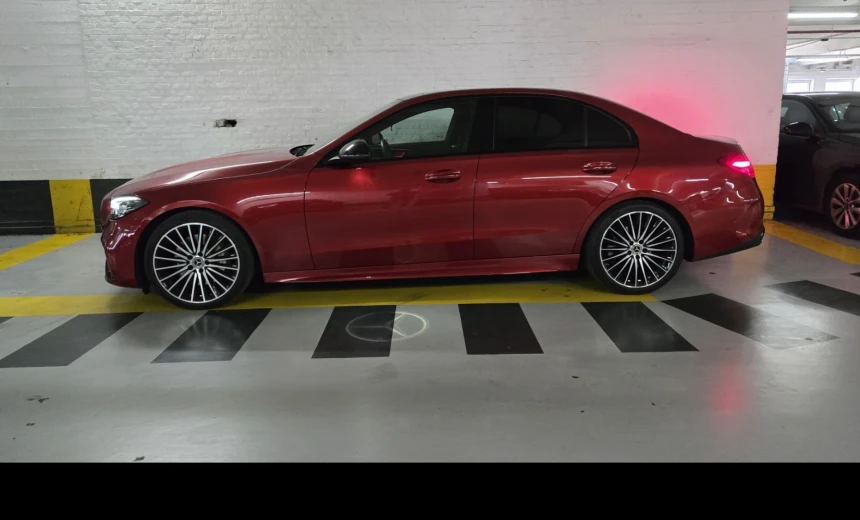 Mercedes-Benz C 180 2022 Gasoline Automatic Image 1