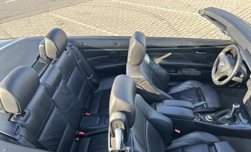 BMW 320 2007 Gasoline Manual Image 8