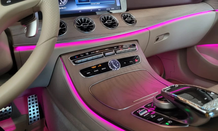 Mercedes-Benz E 300 2017 Gasoline Automatic Image 3